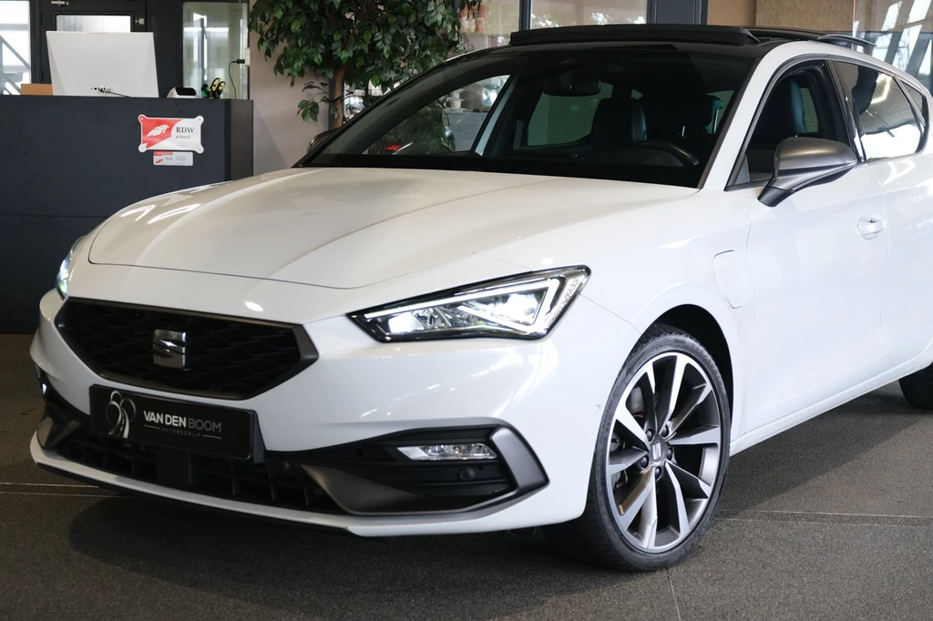 SEAT Leon – foto 3