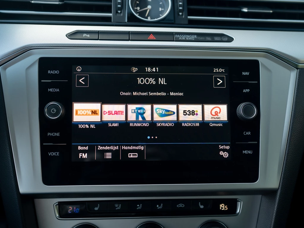 Volkswagen Passat – foto 46