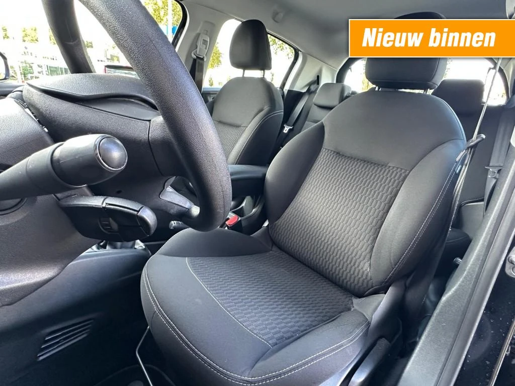 Peugeot 208 – foto 11