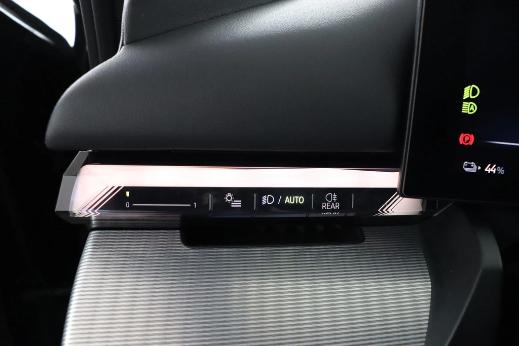 BMW i5 – foto 26