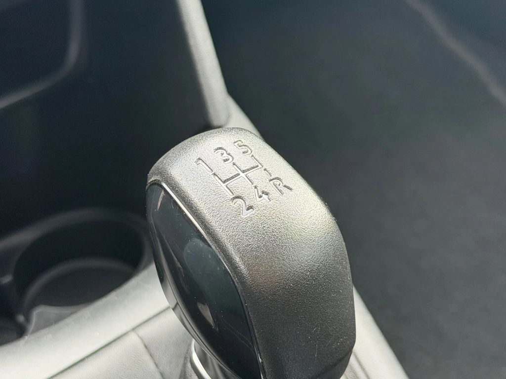 Peugeot 208 – foto 24