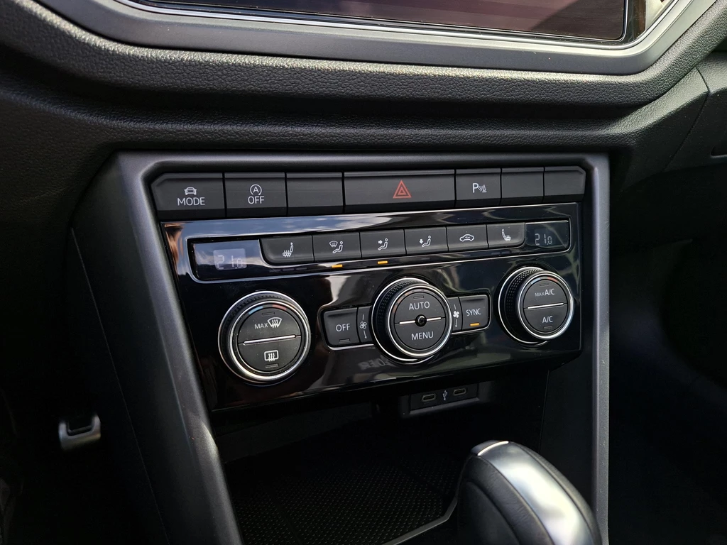 Volkswagen T-Roc – foto 18