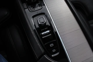 Volvo XC90 – thumbnail 31