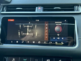Land Rover Range Rover Velar – thumbnail 38