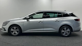 Renault Mégane Estate – thumbnail 2