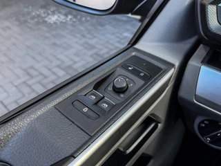 Volkswagen Transporter – thumbnail 57