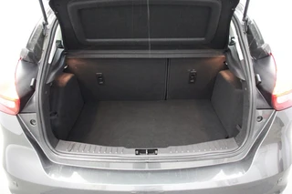 Ford Focus – thumbnail 19