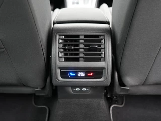Volkswagen Golf – thumbnail 44