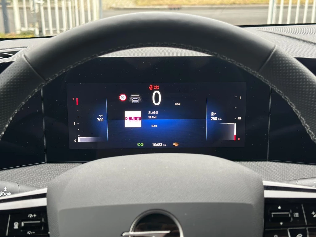 Opel Astra – foto 9