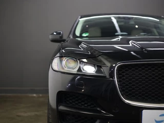 Jaguar F-PACE – thumbnail 7