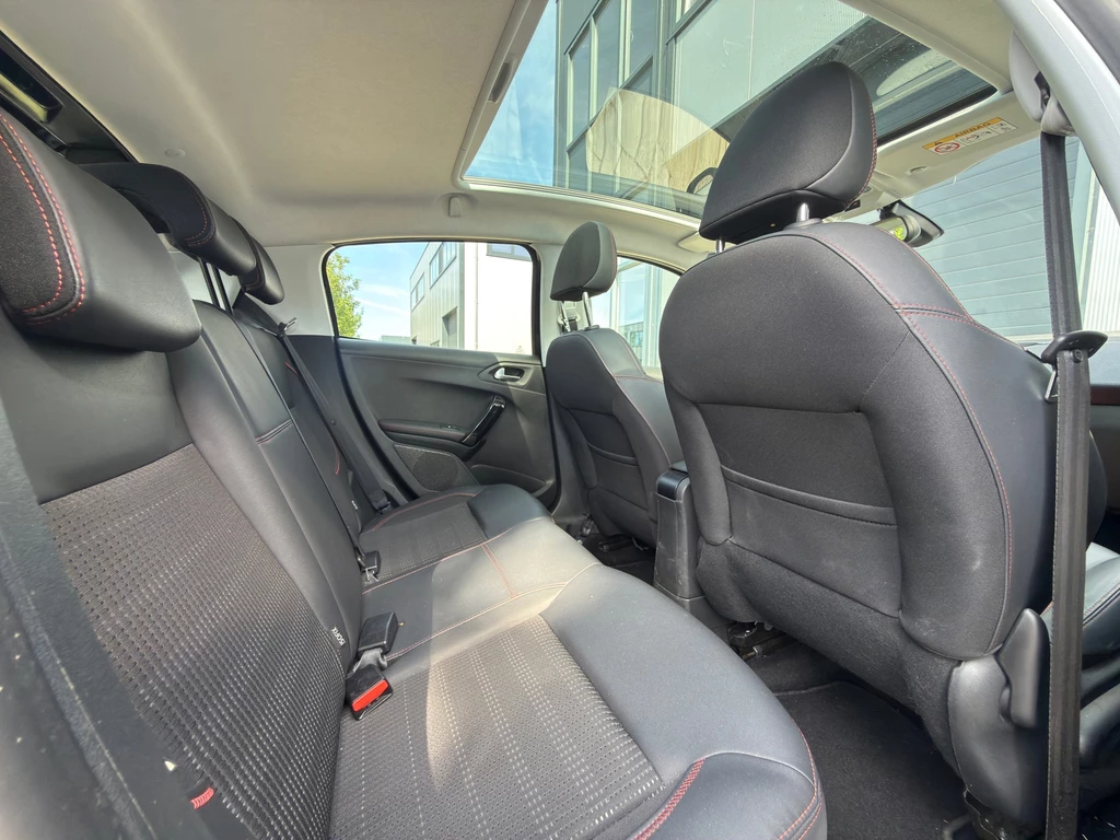 Peugeot 208 – foto 29