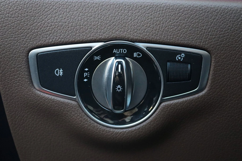 Mercedes-Benz E-Klasse – foto 25