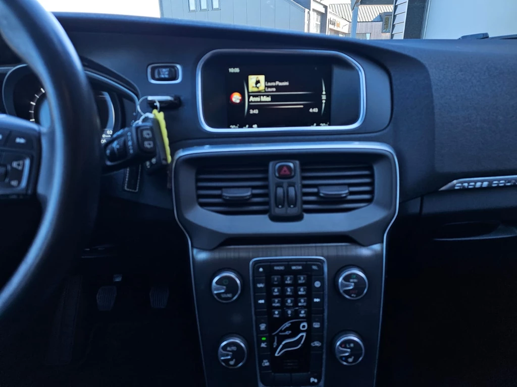 Volvo V40 – foto 11