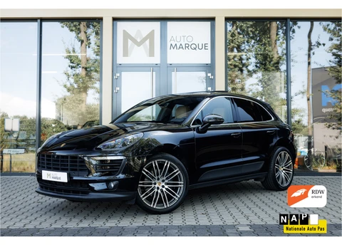 Porsche Macan 2.0 252PK Aut. | 21" LM Velgen | Luchtvering | PDLS | Sportchrono | Origineel NL | 18-Voudige Sportstoelen | Sportuitlaat | BOSE | Surround View | Stoelverwarming voor & achter |
