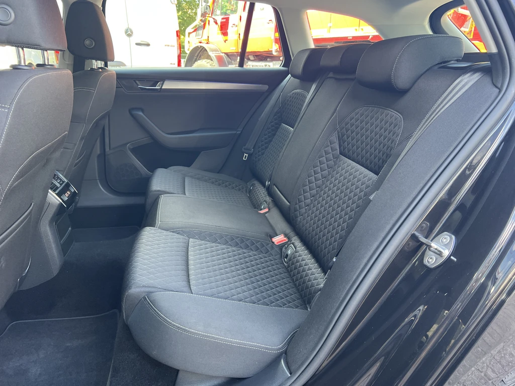 Škoda Superb – foto 18