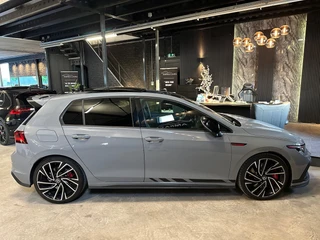 Volkswagen Golf – thumbnail 7