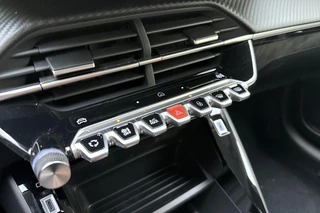 Peugeot 208 – thumbnail 23