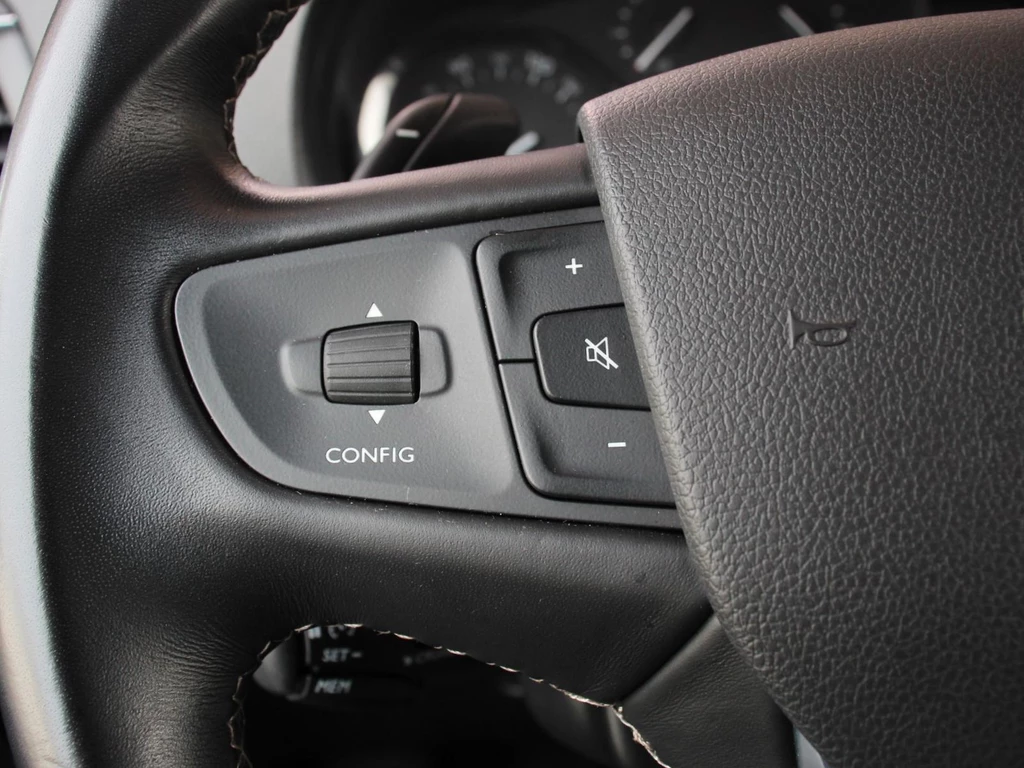 Opel Vivaro – foto 17