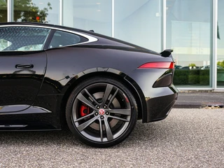 Jaguar F-TYPE – thumbnail 40