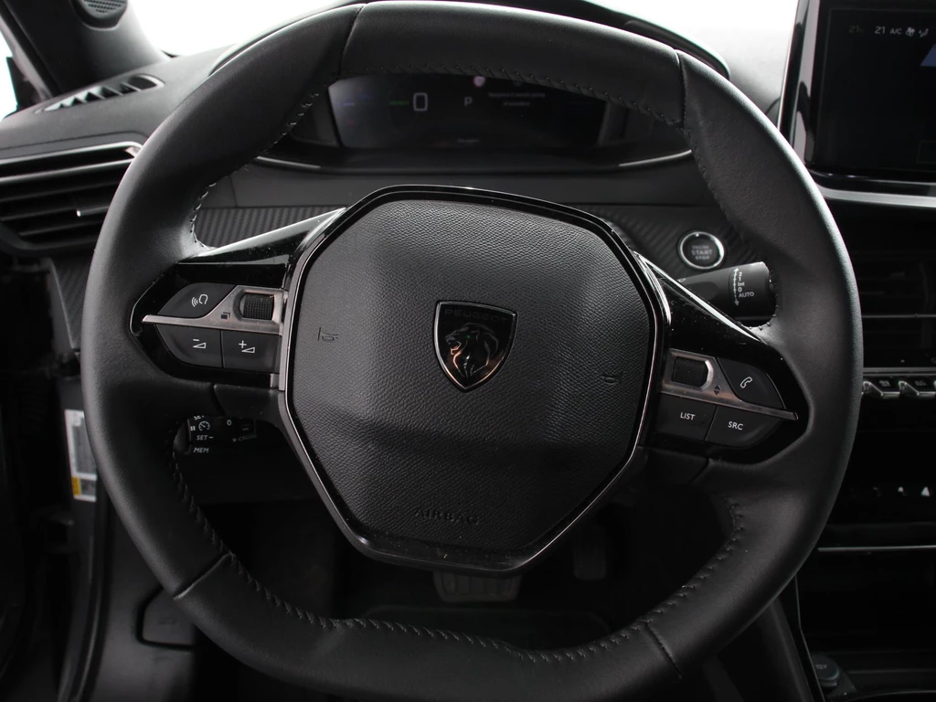 Peugeot e-2008 – foto 21