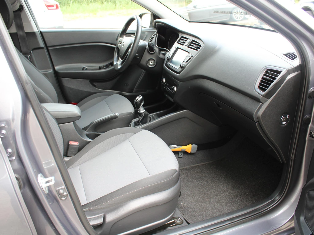 Hyundai i20 – foto 11