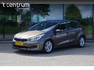Kia cee'd – thumbnail 1
