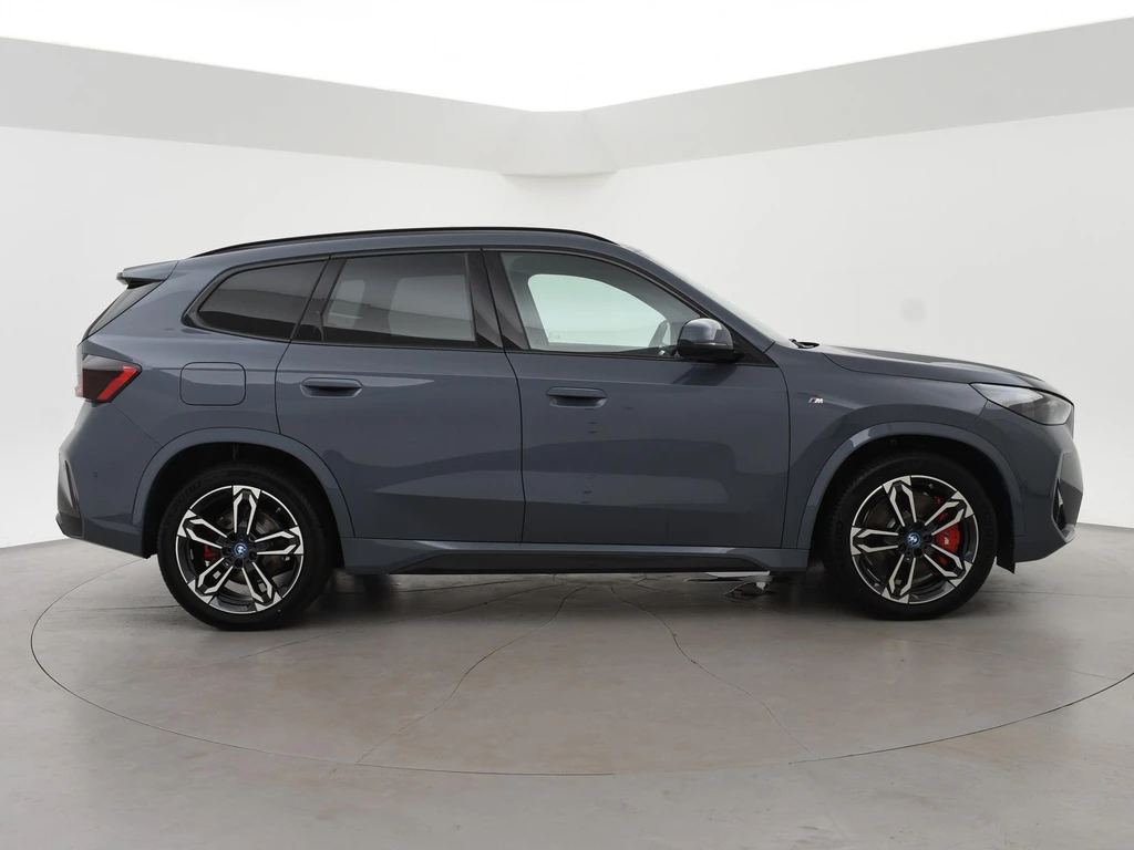 BMW iX1 – foto 5
