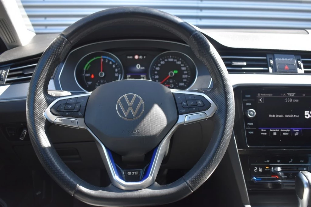 Volkswagen Passat – foto 22