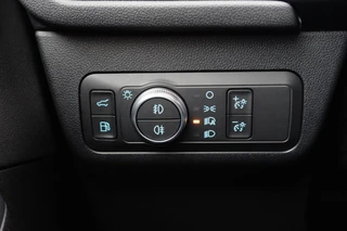 Ford Kuga – thumbnail 30