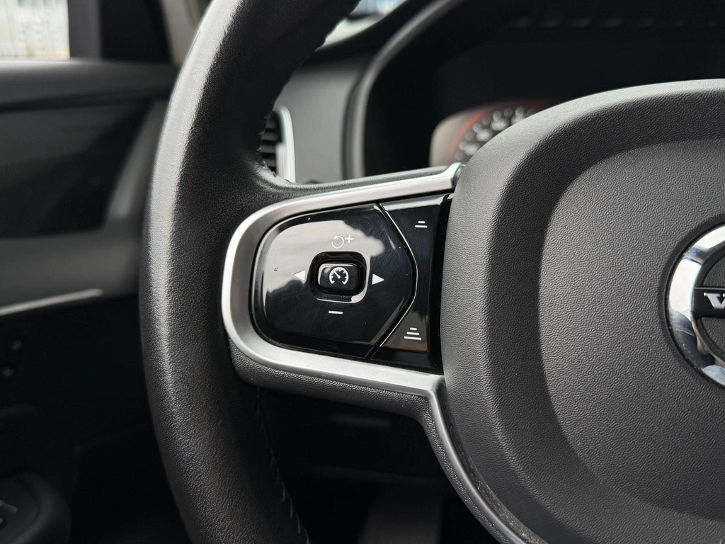 Volvo XC90 – foto 16