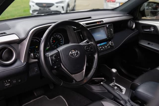 Toyota RAV4 – thumbnail 6