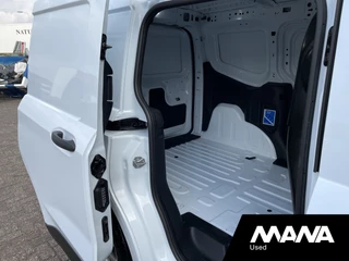 Ford Transit Courier – thumbnail 7
