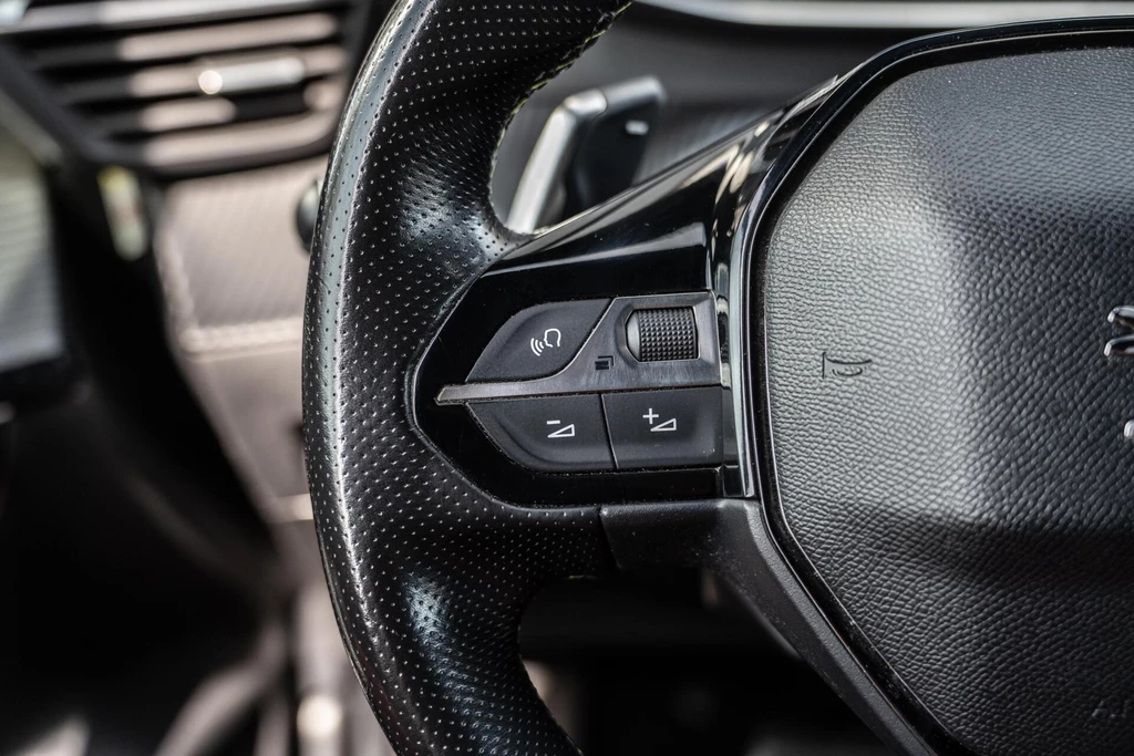 Peugeot 208 – foto 20