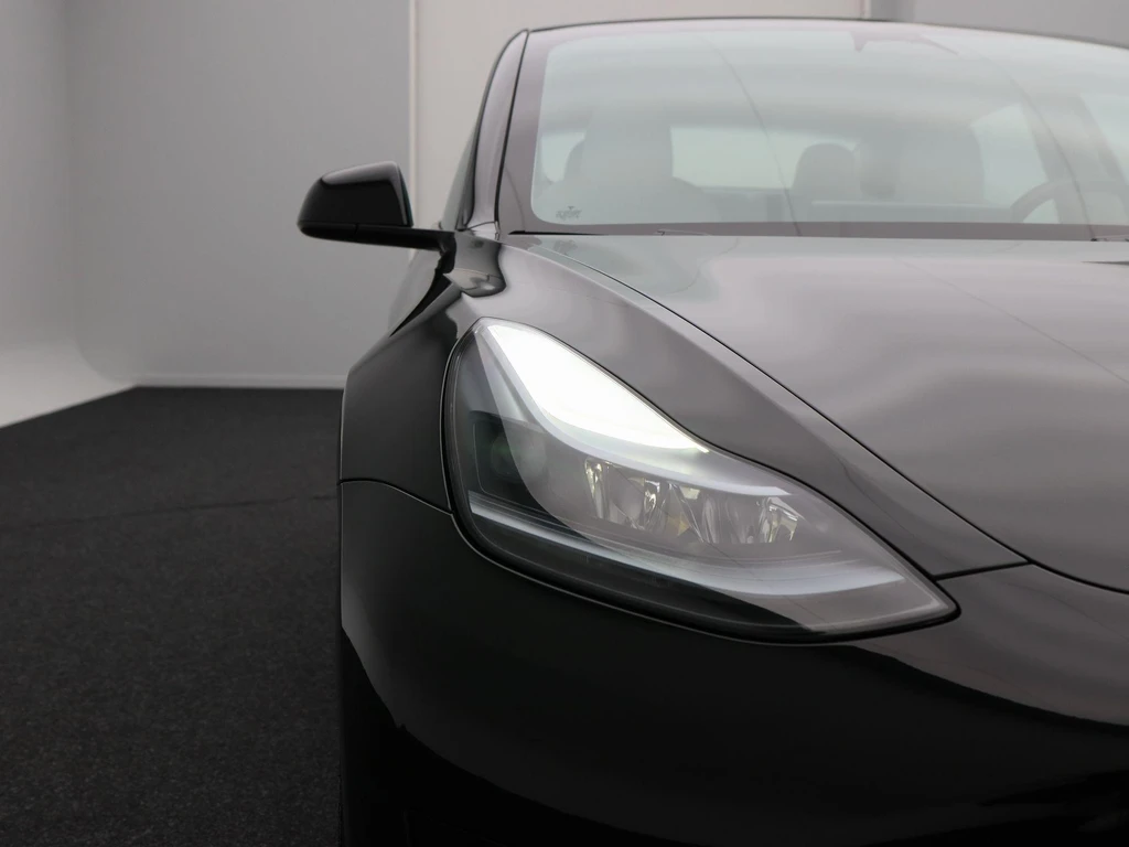 Tesla Model 3 – foto 10