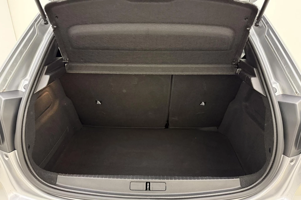Peugeot 208 – foto 10