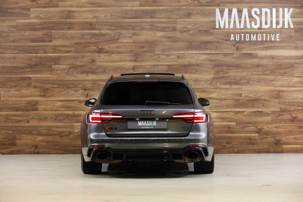 Audi RS4 – foto 6
