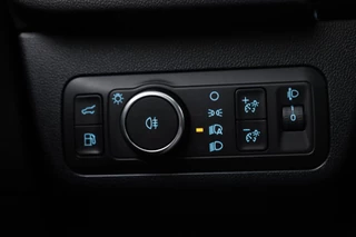 Ford Kuga – thumbnail 11
