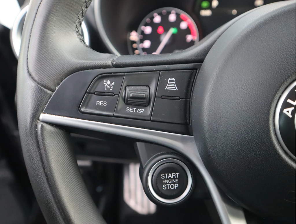 Alfa Romeo Giulia – foto 56