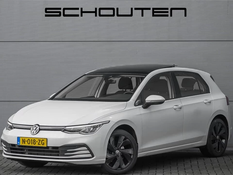 Volkswagen Golf 1.5 eTSI Pano Virtual Dash Camera ACC