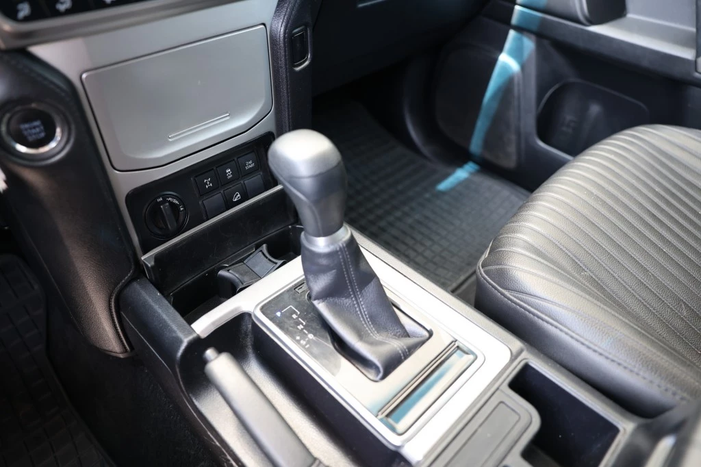 Toyota Land Cruiser – foto 18