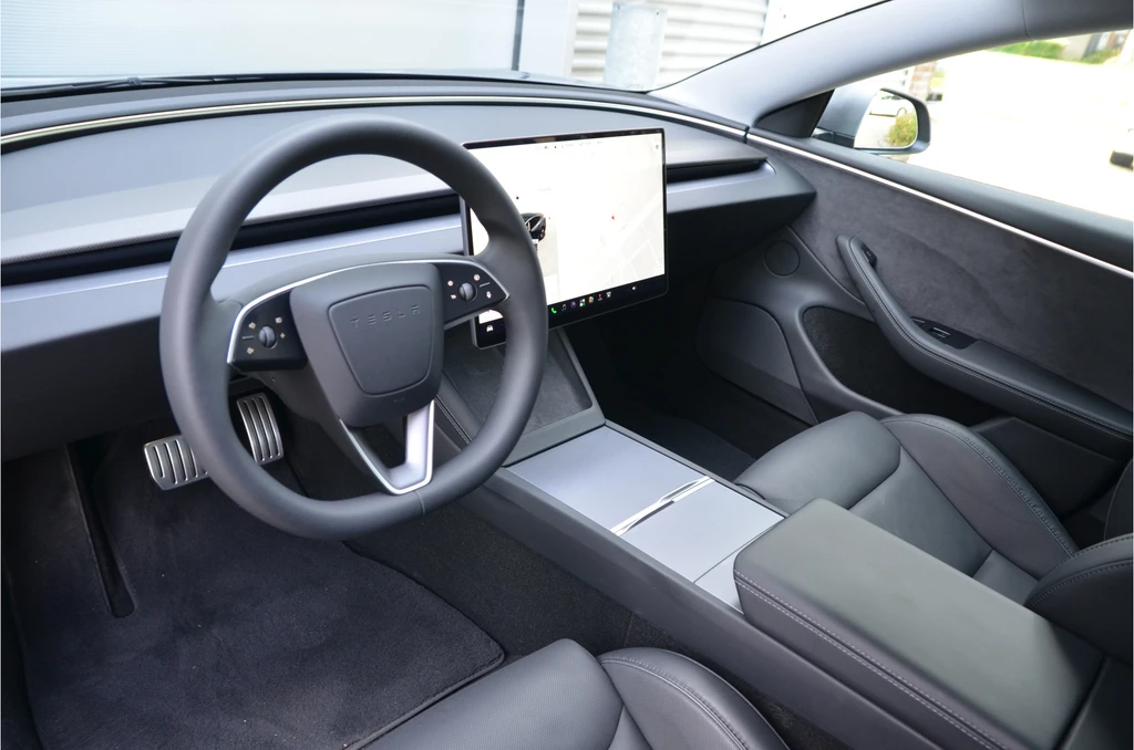 Tesla Model 3 – foto 11