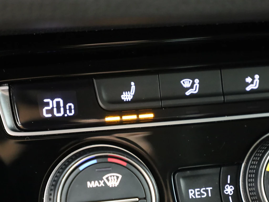 Volkswagen Touran – foto 24