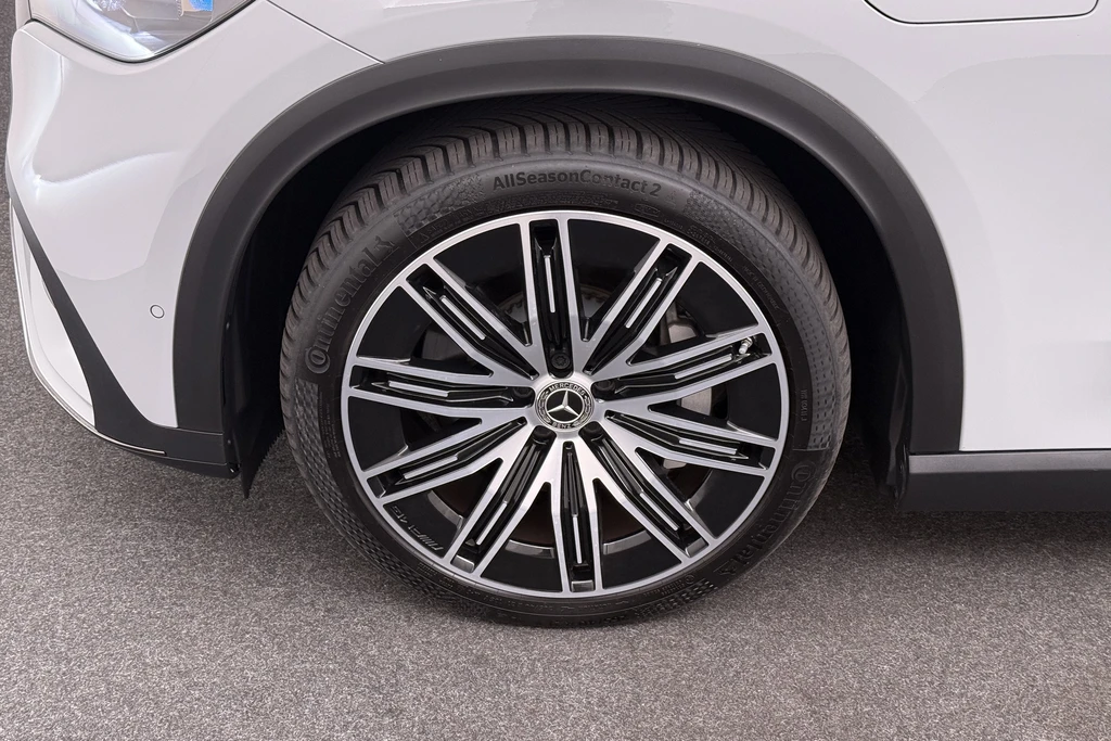 Mercedes-Benz EQE – foto 7