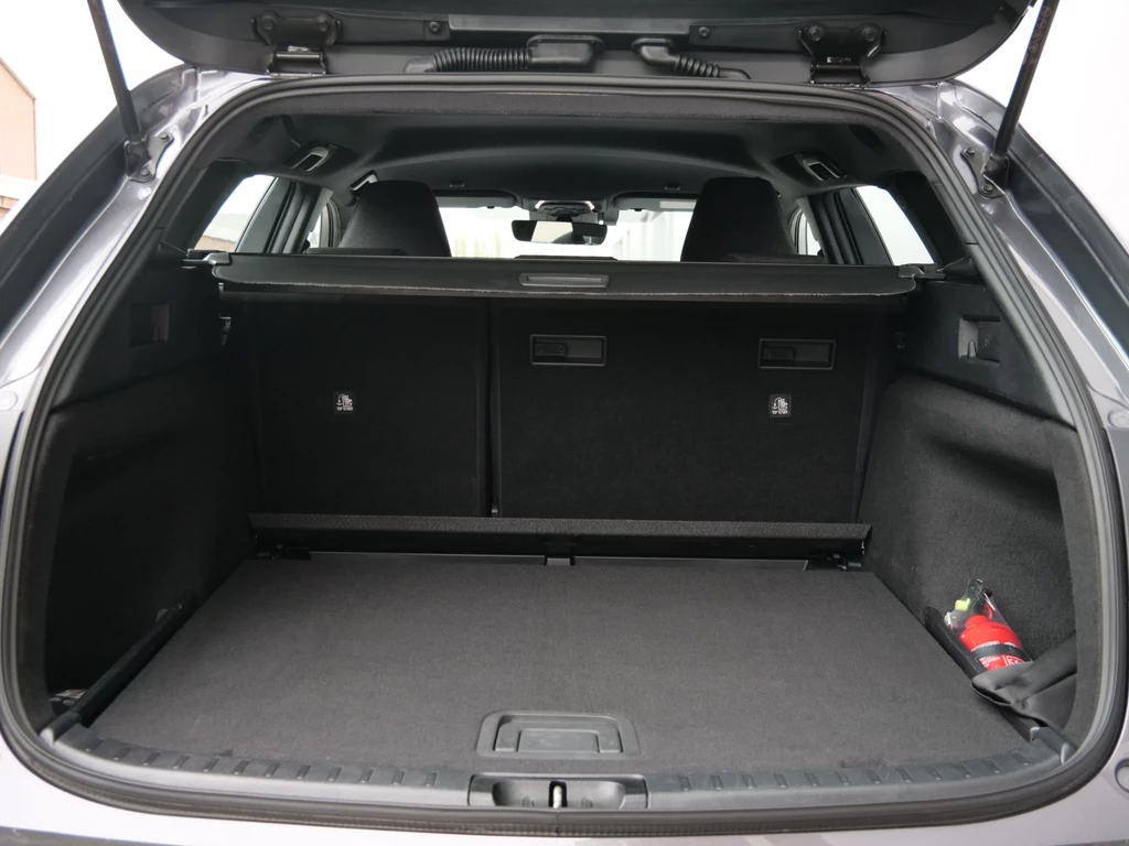 Toyota Corolla Touring Sports – foto 29
