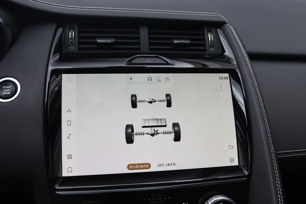 Jaguar E-PACE – foto 31