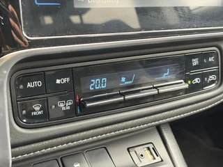 Toyota Auris – thumbnail 25