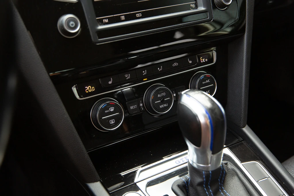 Volkswagen Passat – foto 18