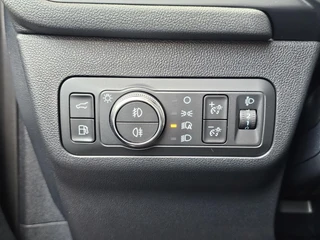 Ford Kuga – thumbnail 11