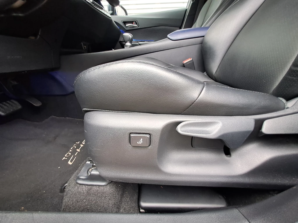Toyota C-HR – foto 16