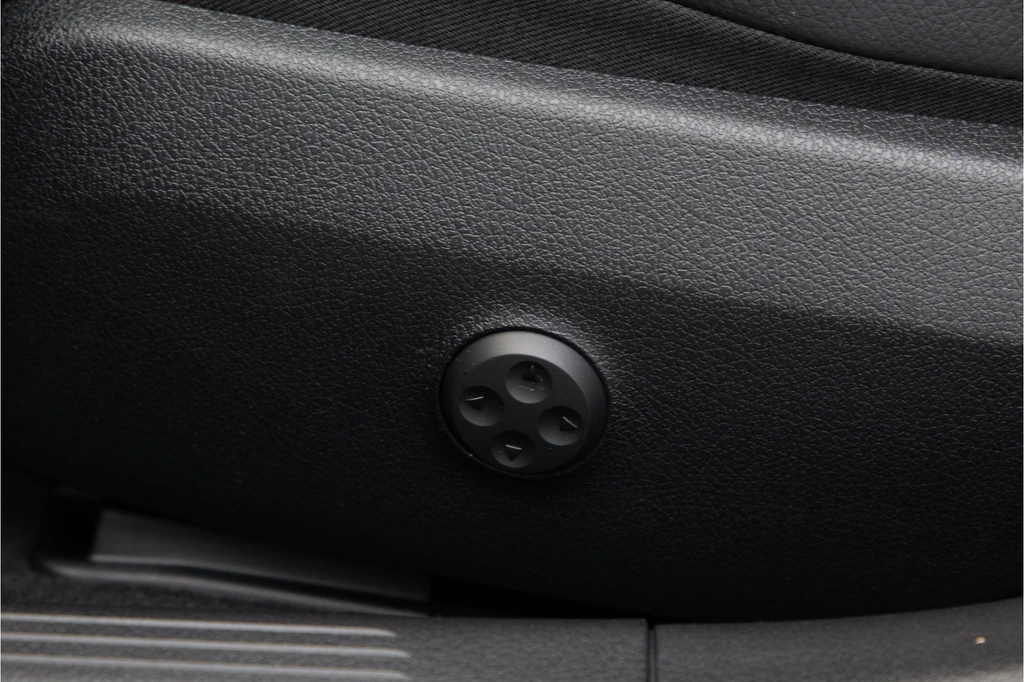Mercedes-Benz C-Klasse – foto 25
